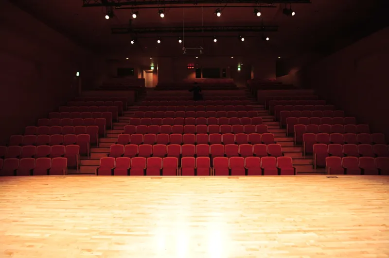 Tokyo Theater Math: Why Your Yen Goes Further in Shiodome Than Your Dollars Do Back Home