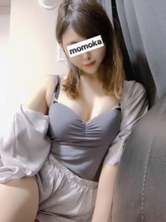 白鳥ももか
